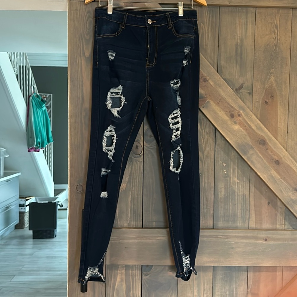 Women’s SHEIN jeans dark denim Size L factory distressed down legs to bottom hem